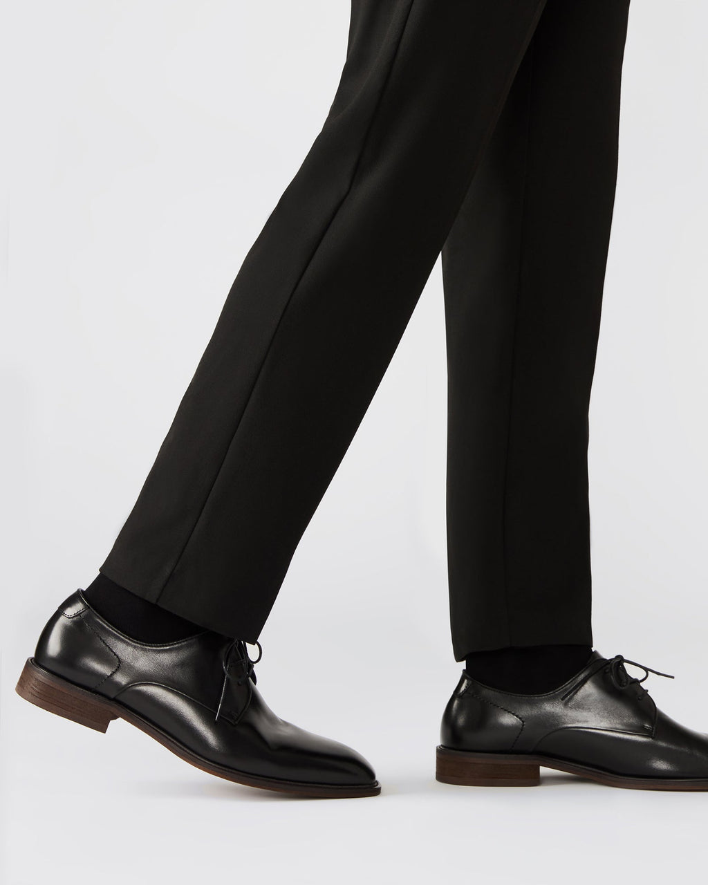 LELAND BLACK LEATHER