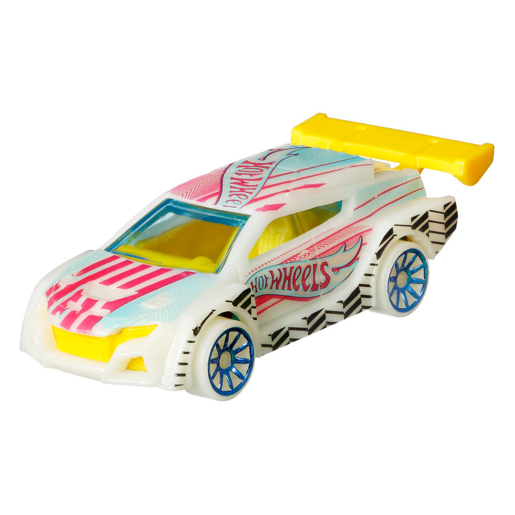 Hot Wheels Monster Trucks Gitd Bundle